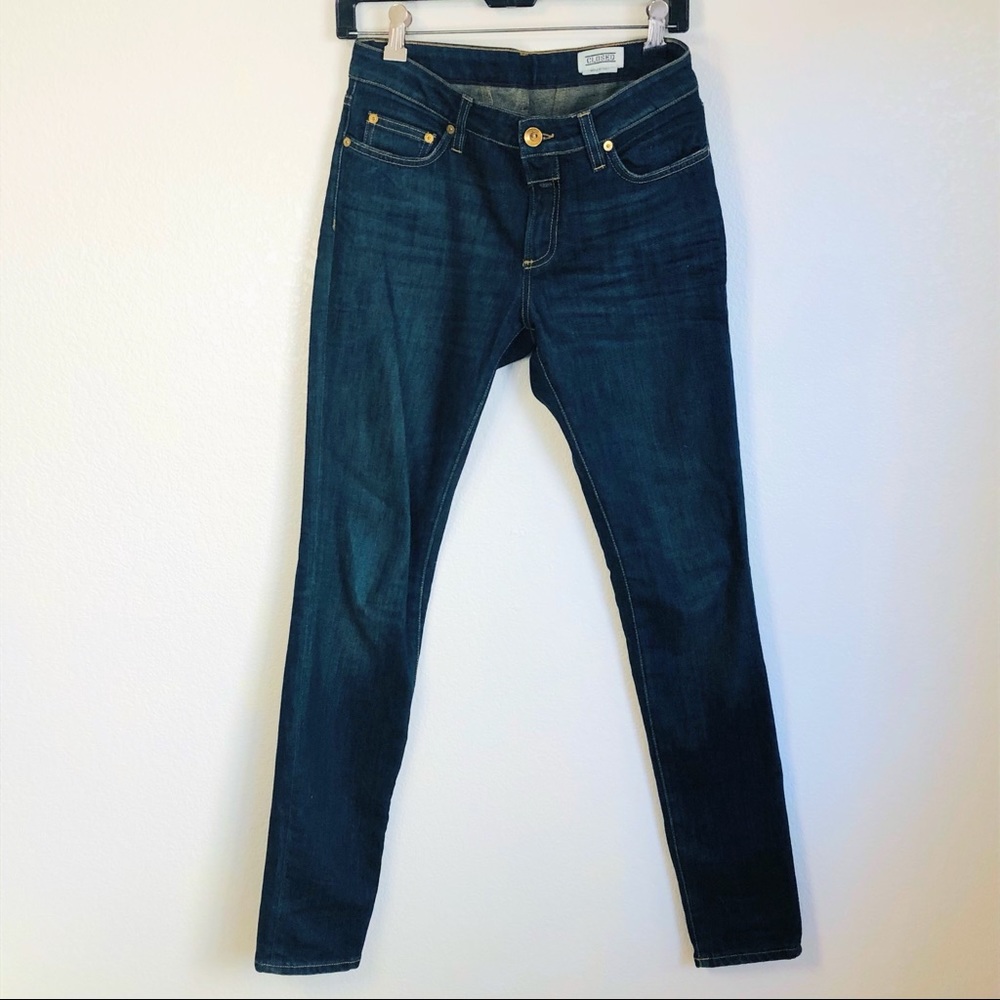 Closed Straight Leg Jeans Size 25